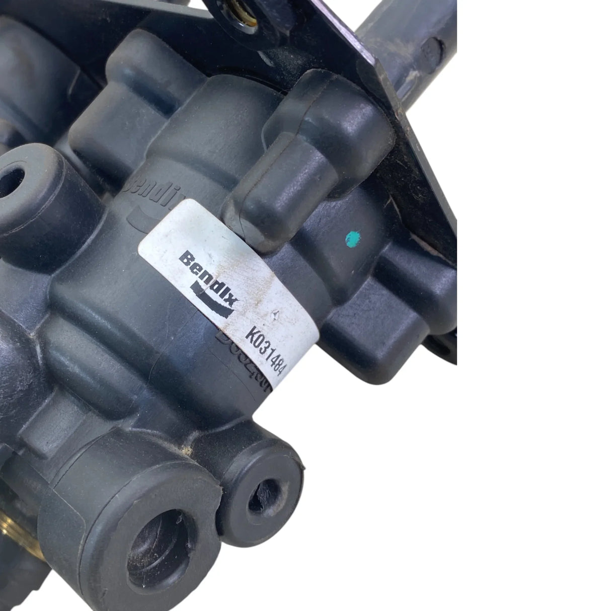 K031484 Genuine Bendix Air Brake Valve