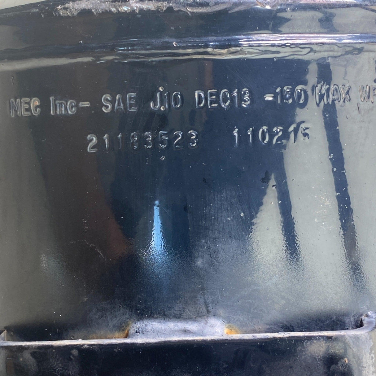 21183523 Genuine Volvo Air Tank - Second Truck Parts