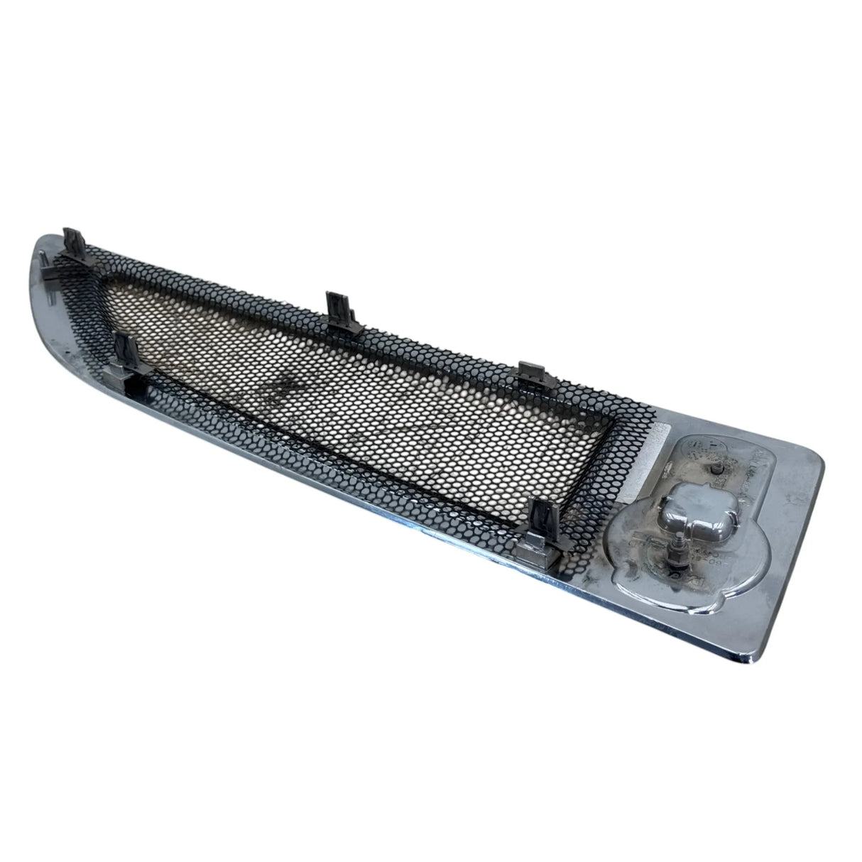 L46-6054 Genuine Paccar Left Driver Hood Side Vent - Second Truck Parts