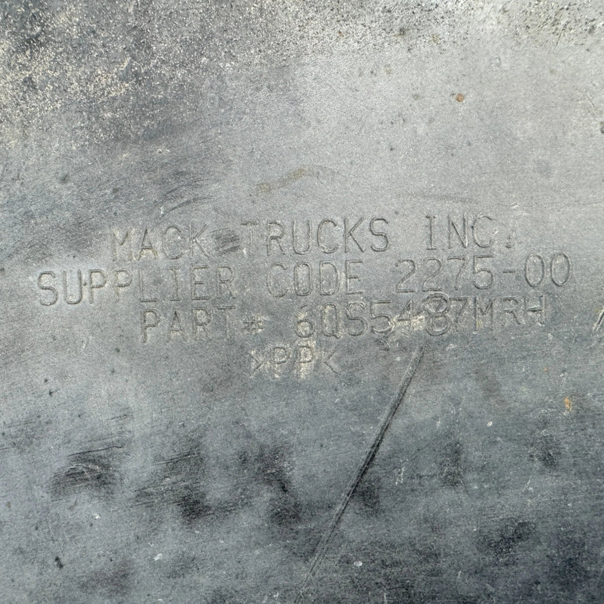 6QS5487MRH Genuine Mack Right Inner Fender - Second Truck Parts