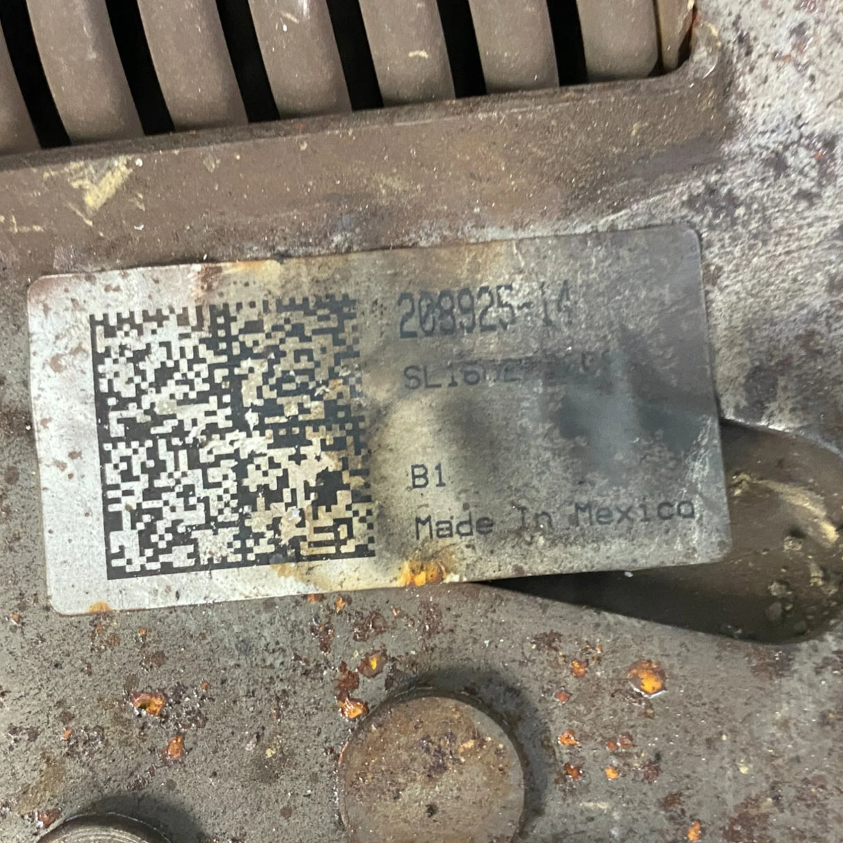 208925-14 Genuine Eaton Clutch 15.5" - Second Truck Parts