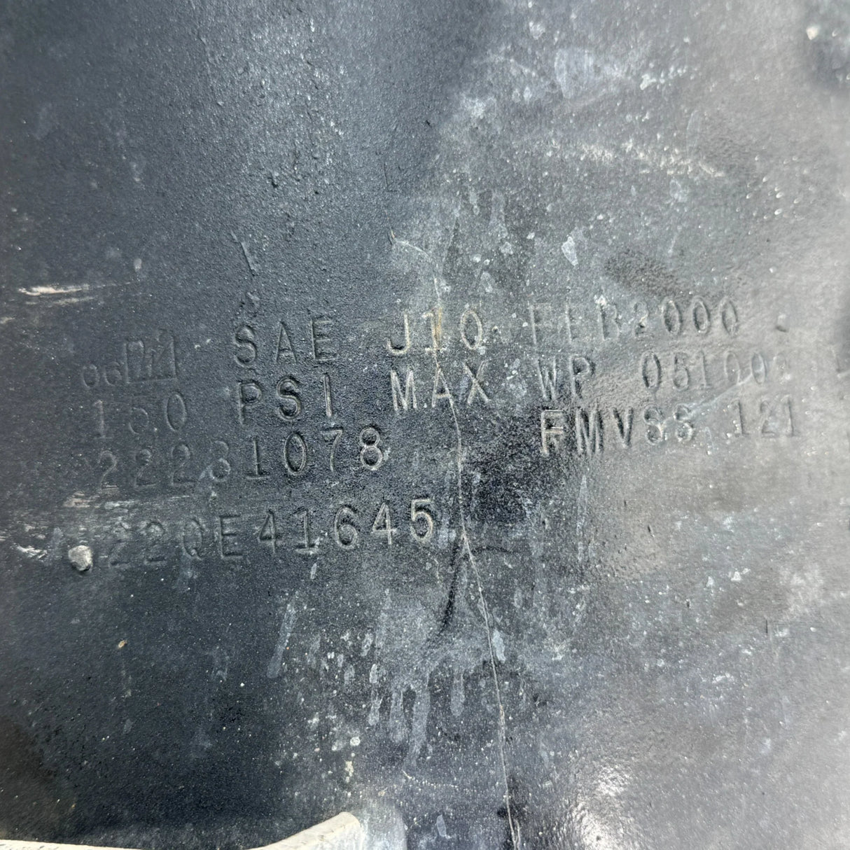 22231078 Genuine Volvo Air Tank - Second Truck Parts