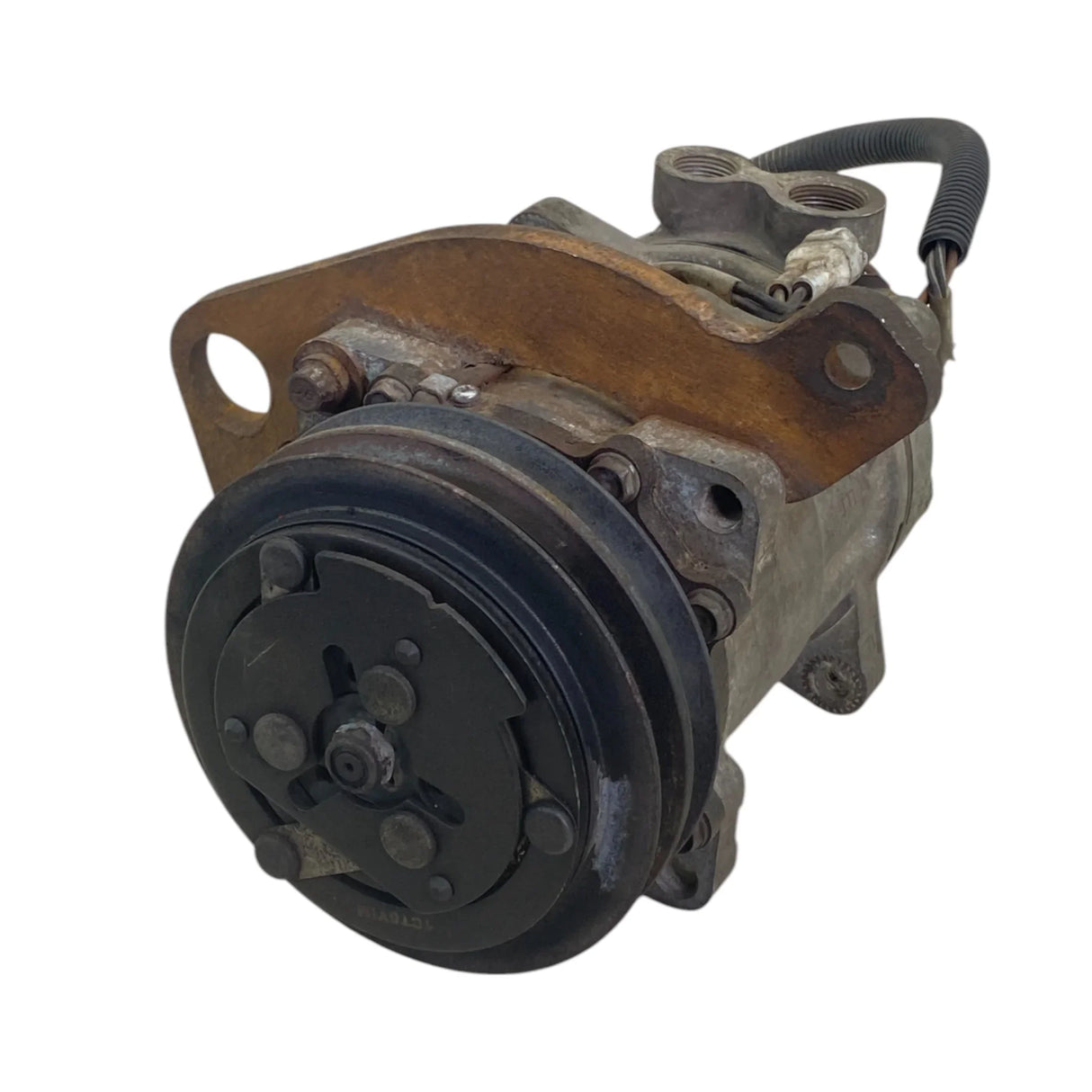 U4469 Genuine Senden Air Conditioner Compressor - Second Truck Parts