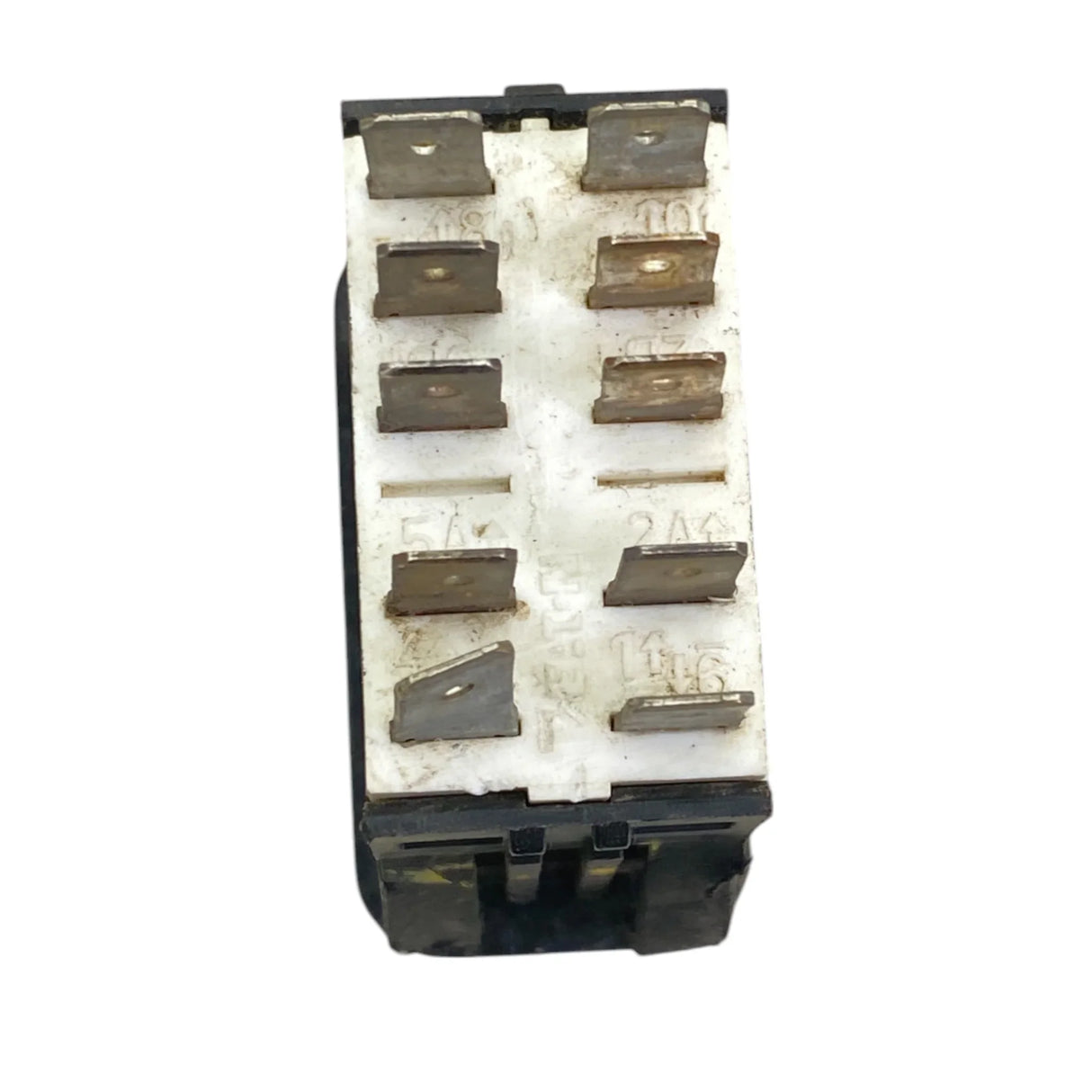 16-09121-2A8EEF1H11 Paccar Head Light Switch - Second Truck Parts