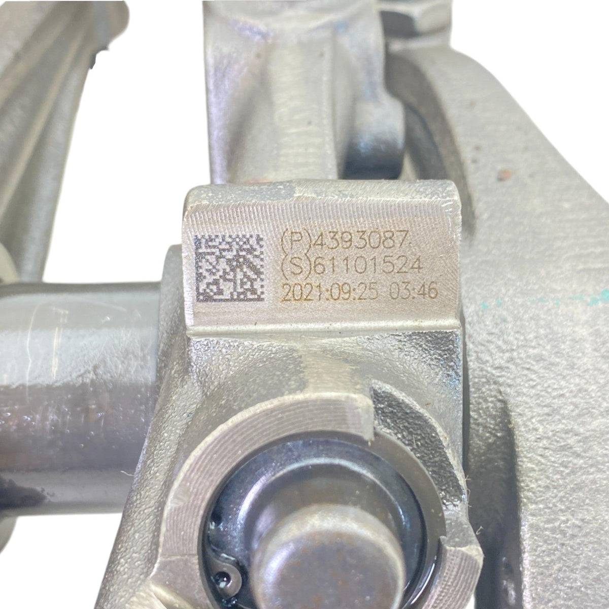 4393087 Genuine Cummins Rocker Arm Assembly - Second Truck Parts