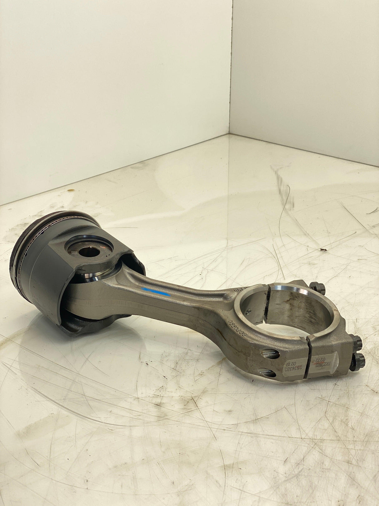 2874332 Genuien Cummins Connecting Rod & Piston - Second Truck Parts