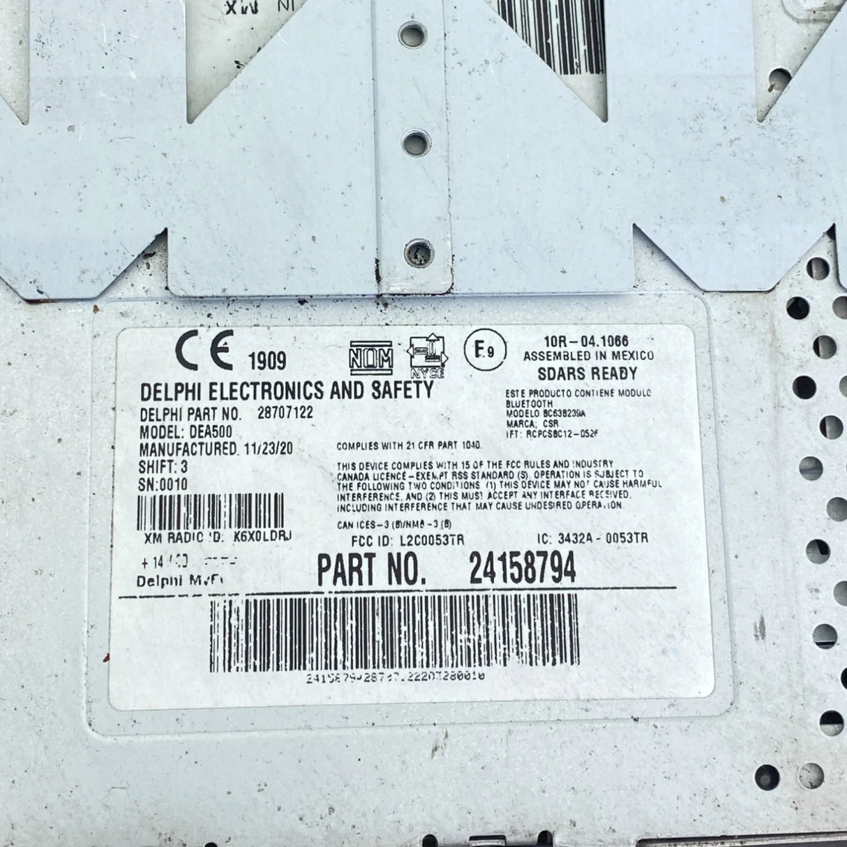 24158794 Genuine Mack Radio - Second Truck Parts