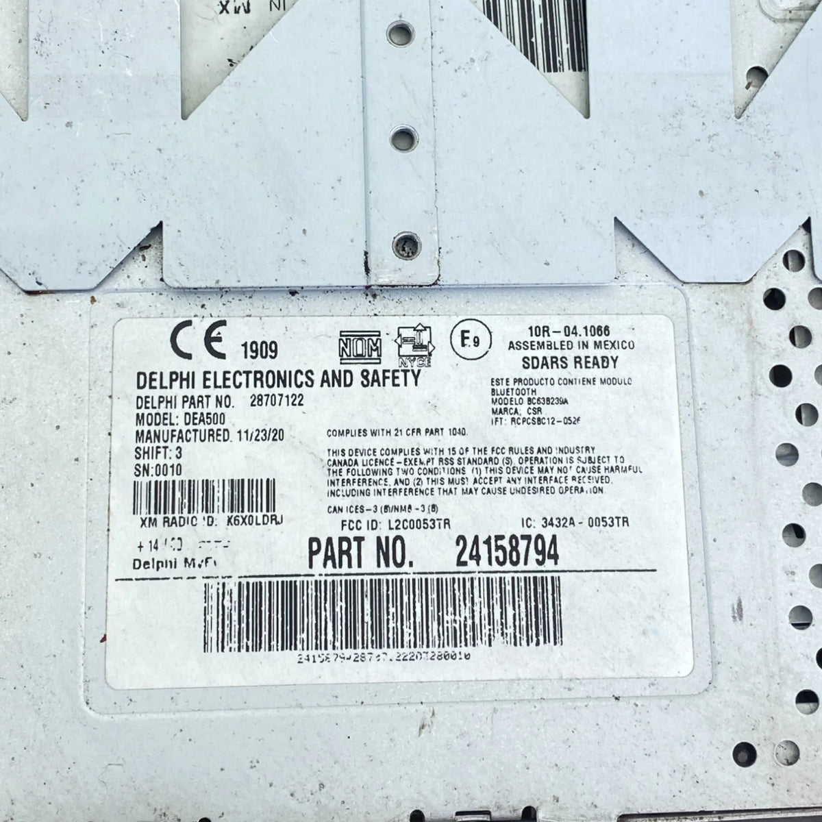24158794 Genuine Mack Radio - Second Truck Parts