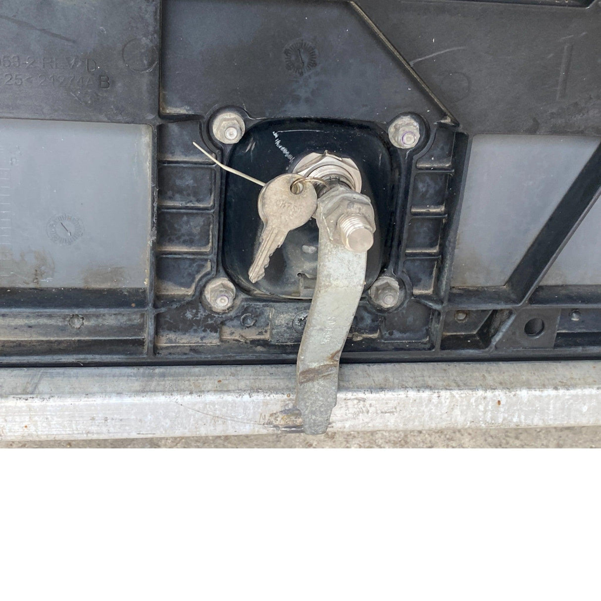 A33-6051-10000 Peterbilt Left Side Step Fairing Assembly - Second Truck Parts