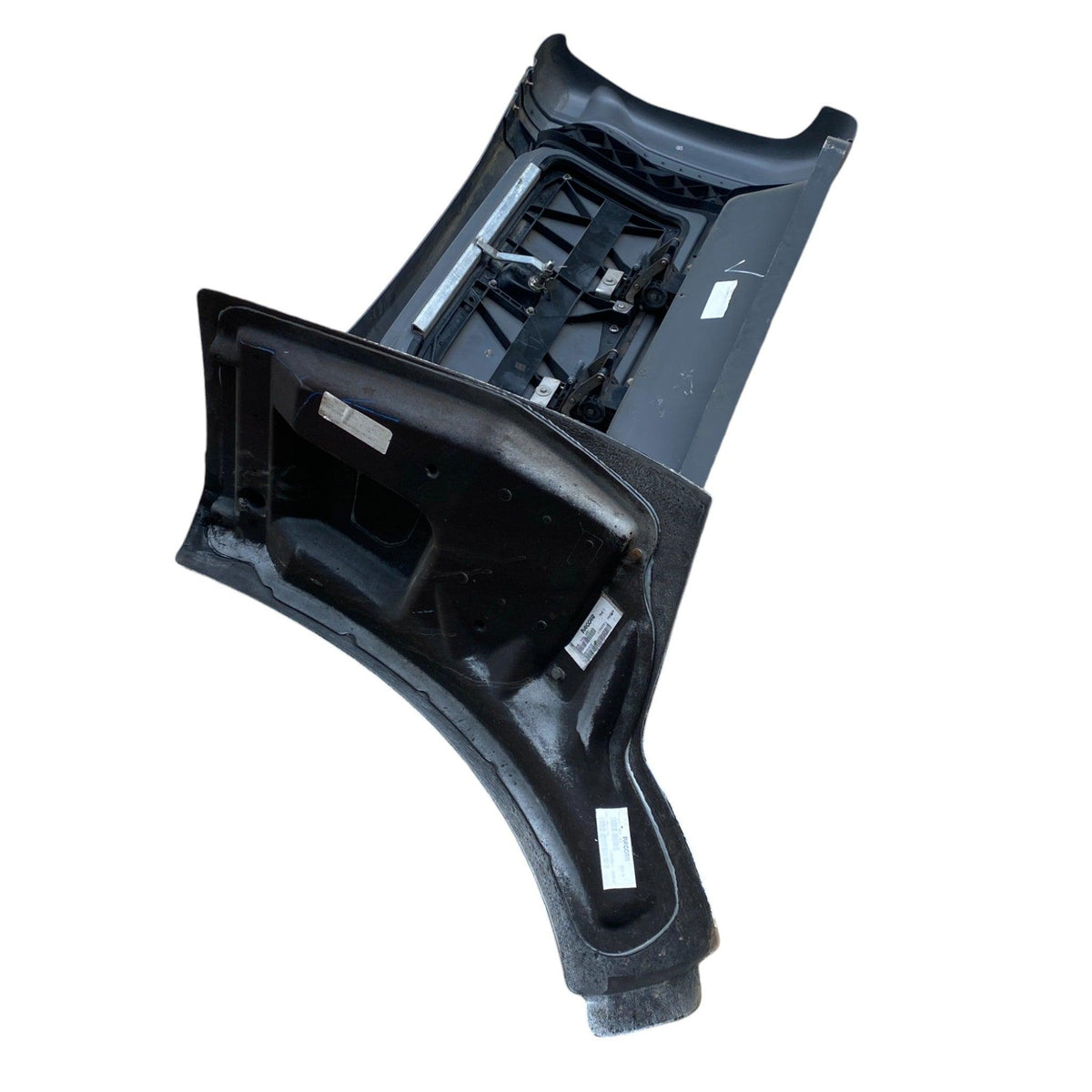 A33-6051-10000 Peterbilt Left Side Step Fairing Assembly - Second Truck Parts