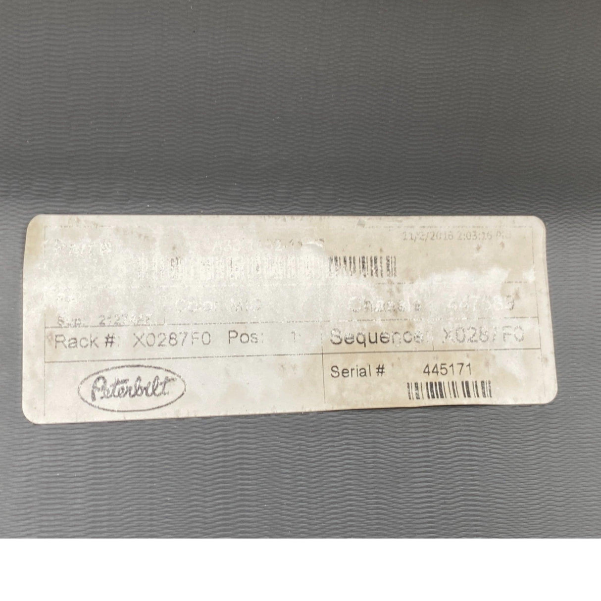 A33-6052-10000 Genuine Peterbilt Right Step Fairing Assembly - Second Truck Parts