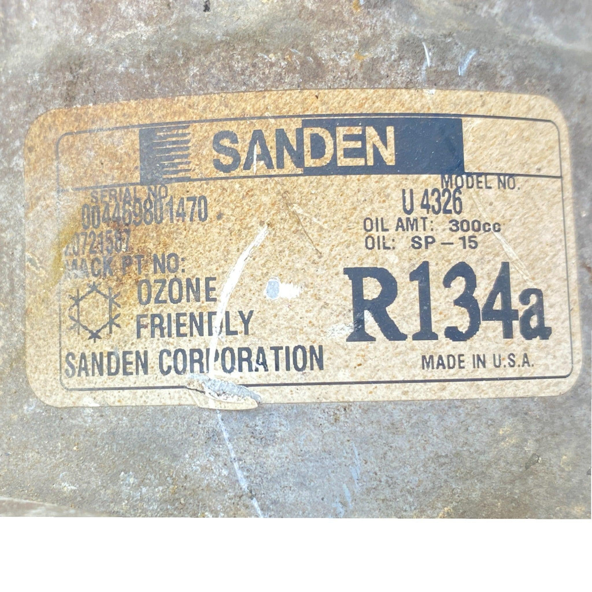 20721587 Volvo A/C Compressor - Second Truck Parts