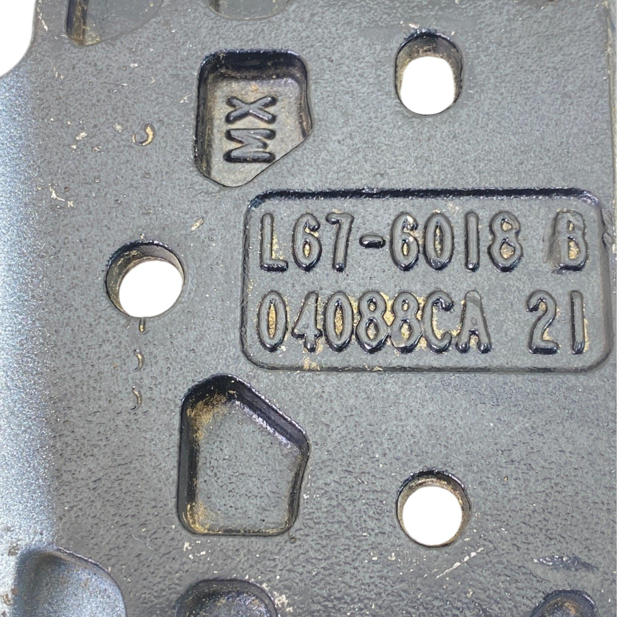 L67-6018 Genuine Peterbilt Hood Support Guide - Second Truck Parts