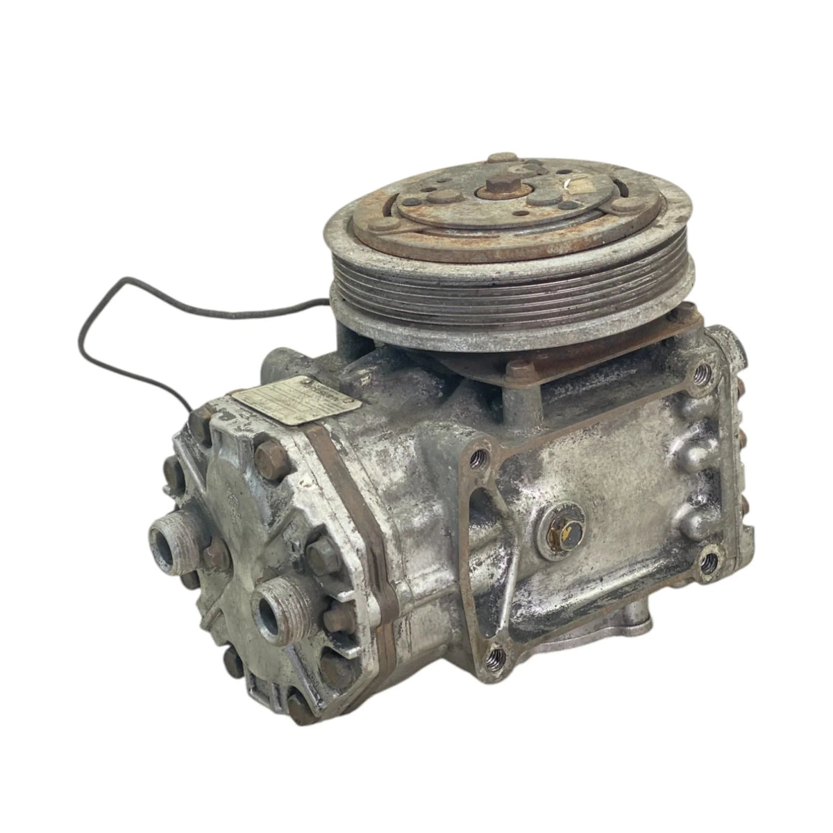 2000820C91 Genuine International Air Conditioner Compressor - Second Truck Parts