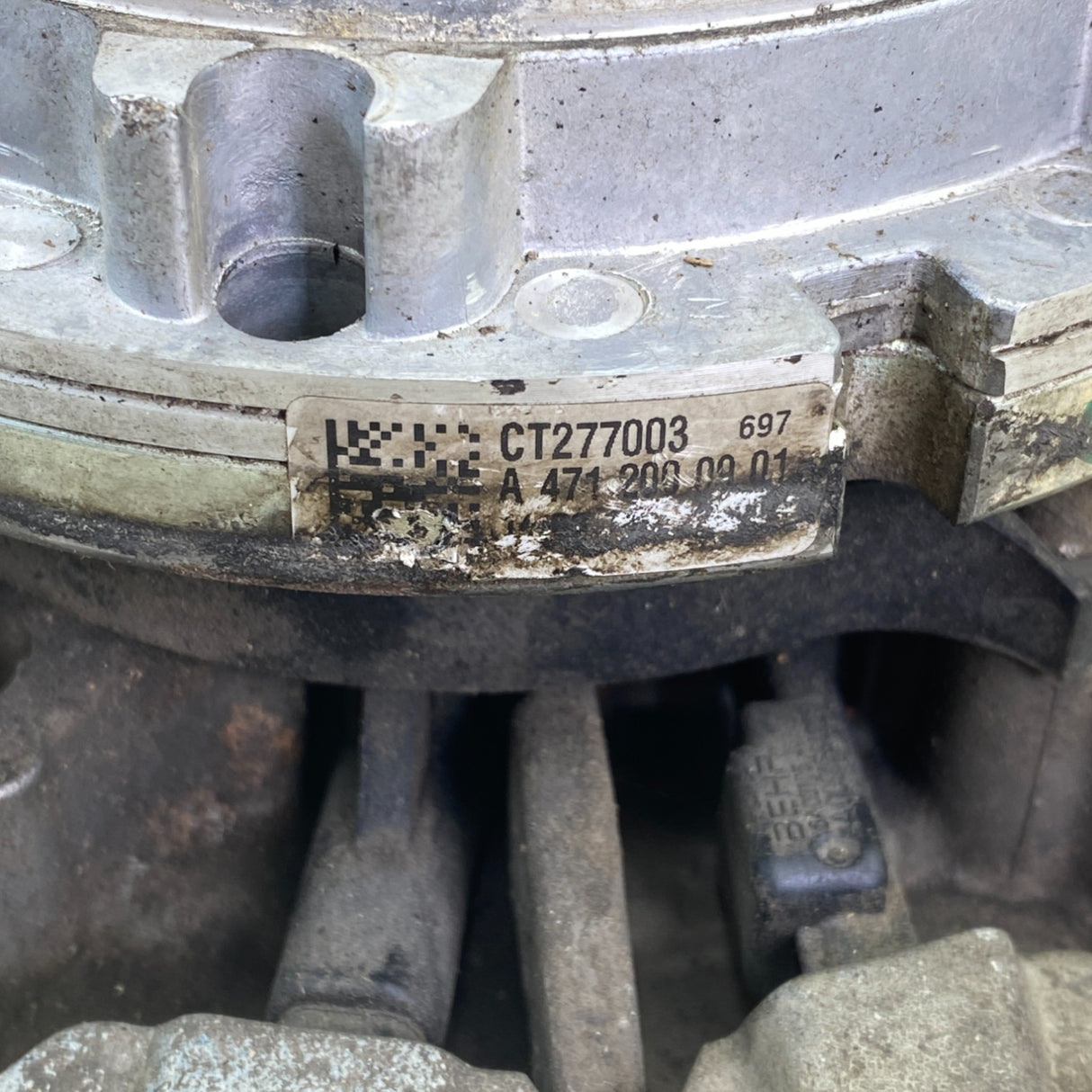 RE2324-01 Genuine Detroit Diesel Water Pump For Dd13/15 - Second Truck Parts