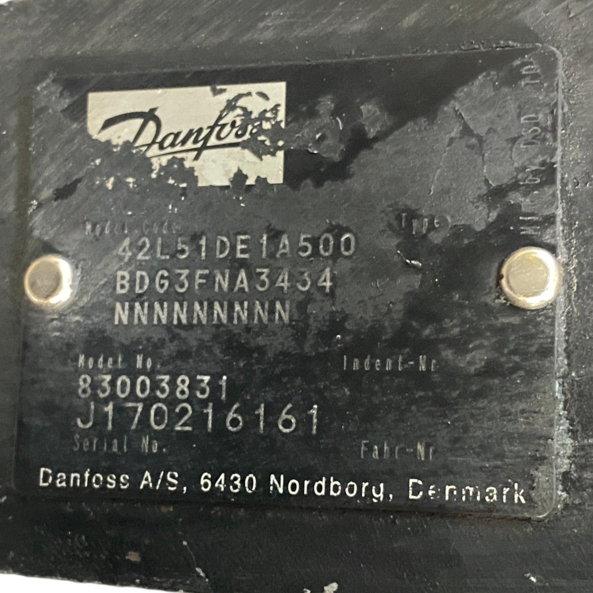 83003831 Genuine Danfoss Hydraulic Pump - Second Truck Parts