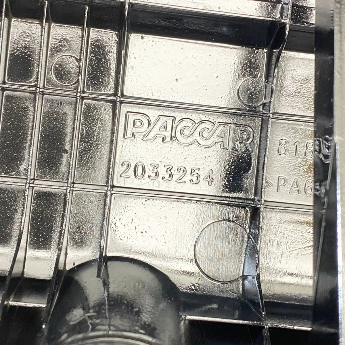 2033254 Genuine Paccar Engine Valve Cover - Second Truck Parts