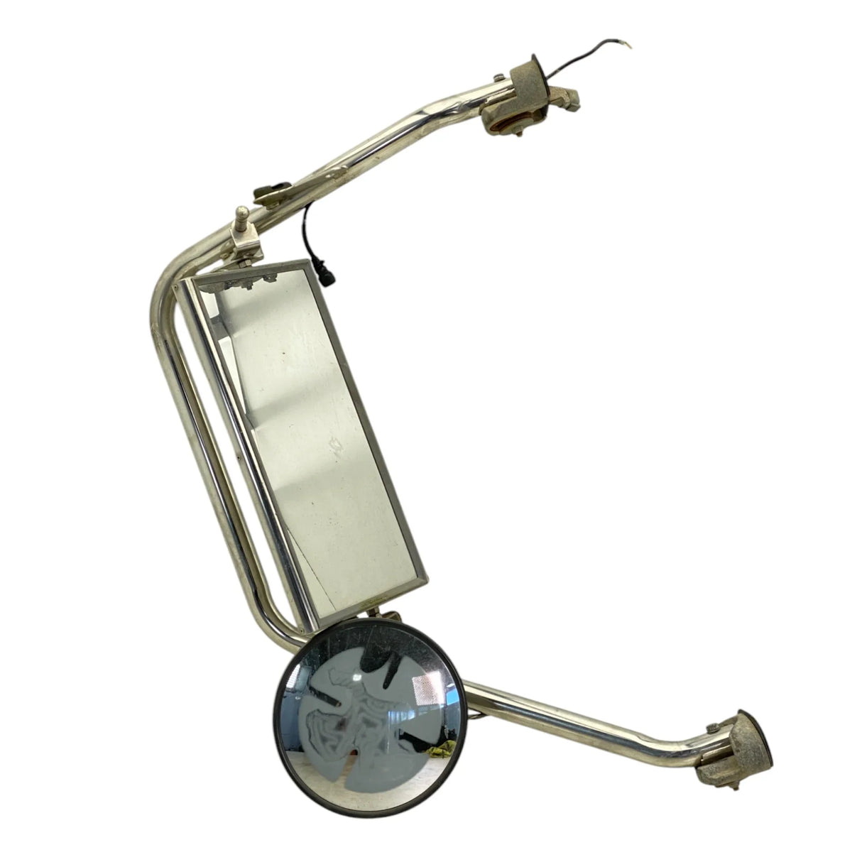 23984819 Genuine Volvo Left Mirror - Second Truck Parts
