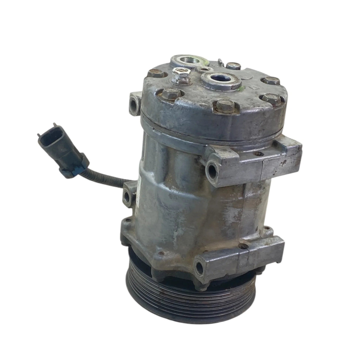 QP7H15-4417 Genuine Freightliner Air Conditioner Compressor - Second Truck Parts