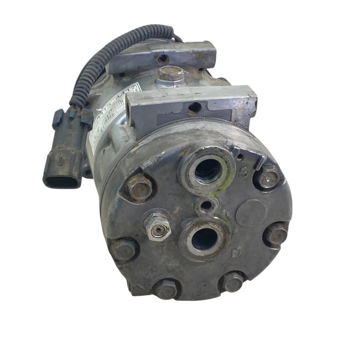 QP7H15-4417 Genuine Freightliner Air Conditioner Compressor - Second Truck Parts