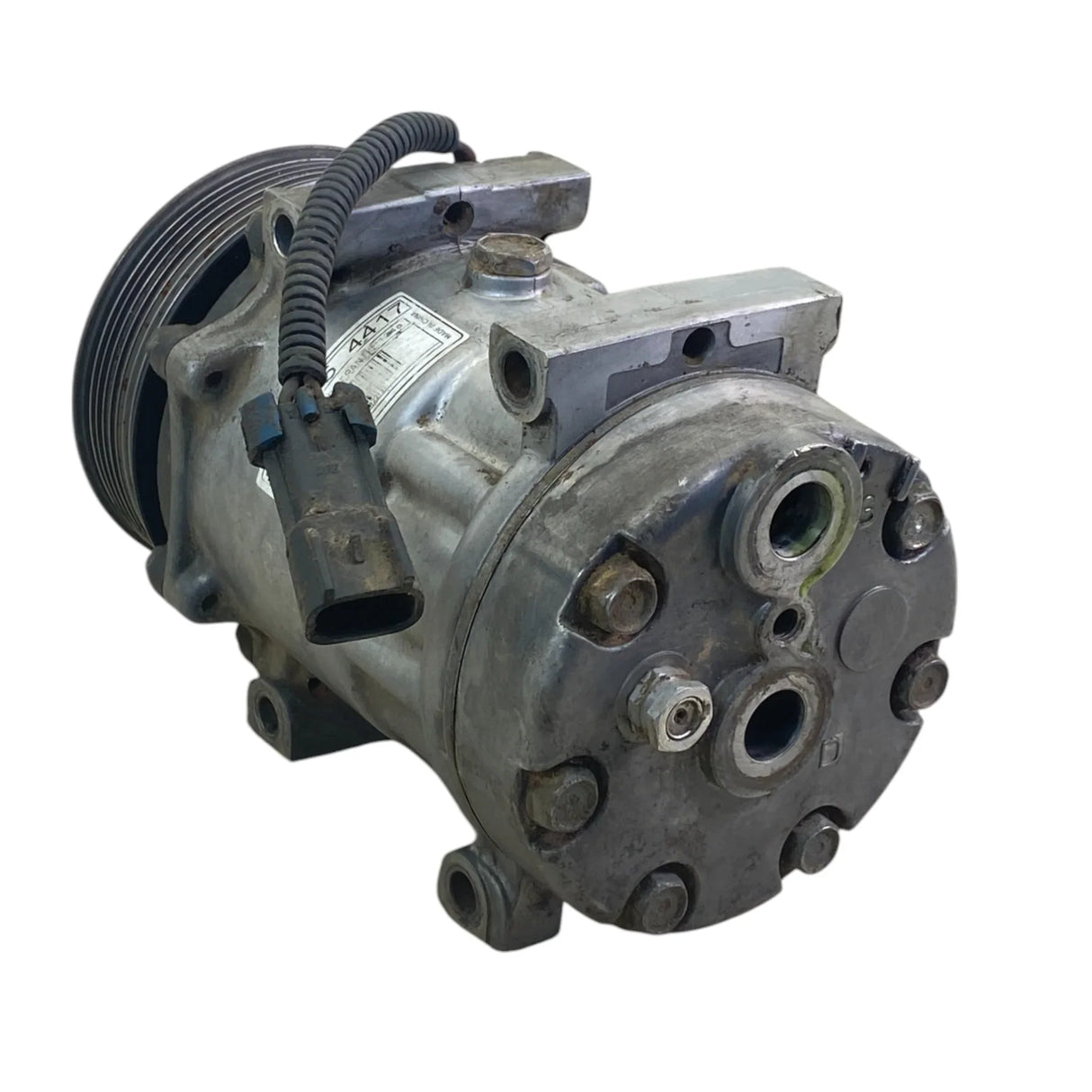 QP7H15-4417 Genuine Freightliner Air Conditioner Compressor - Second Truck Parts