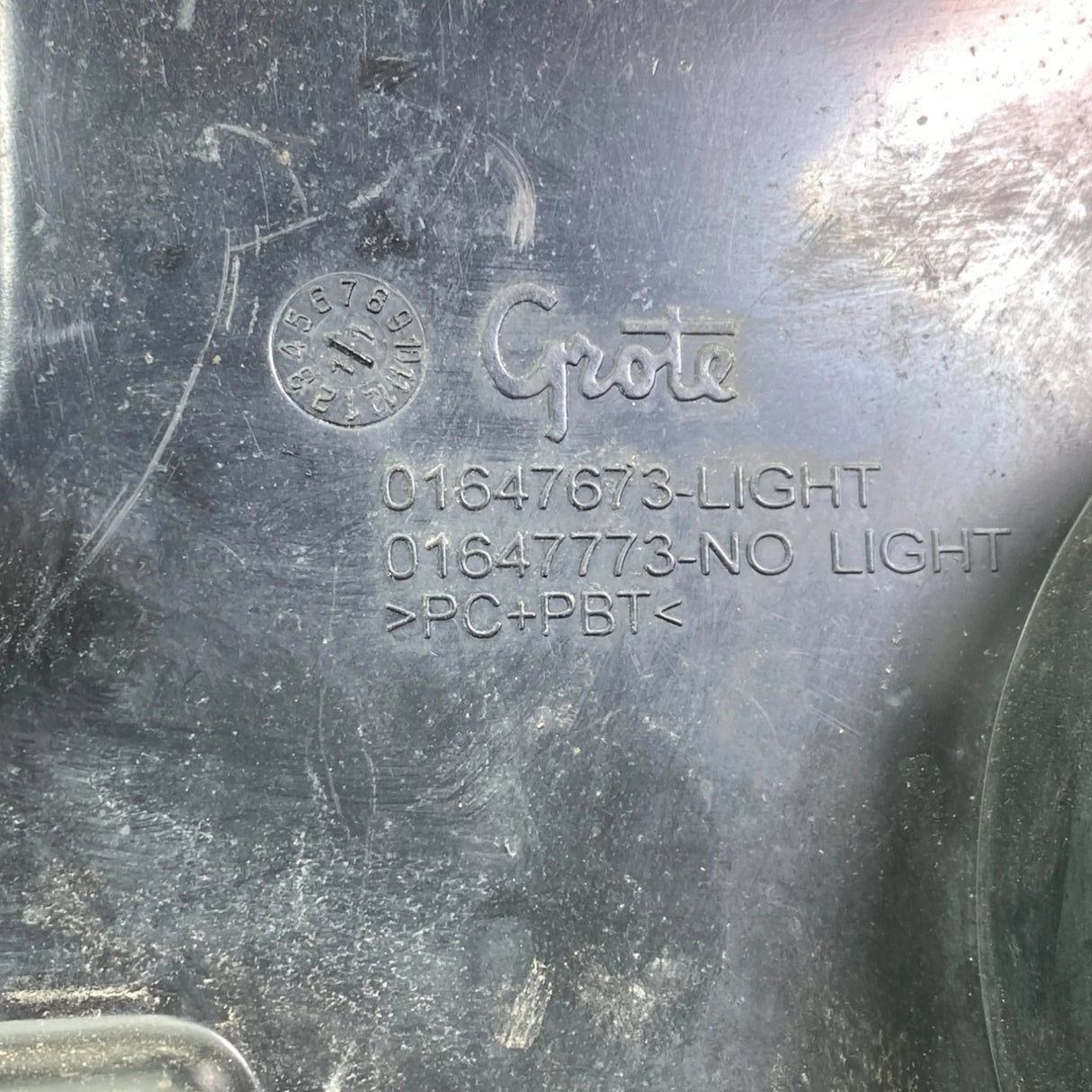 3897398C91 Genuine Caterpillar Right Head Light Housing