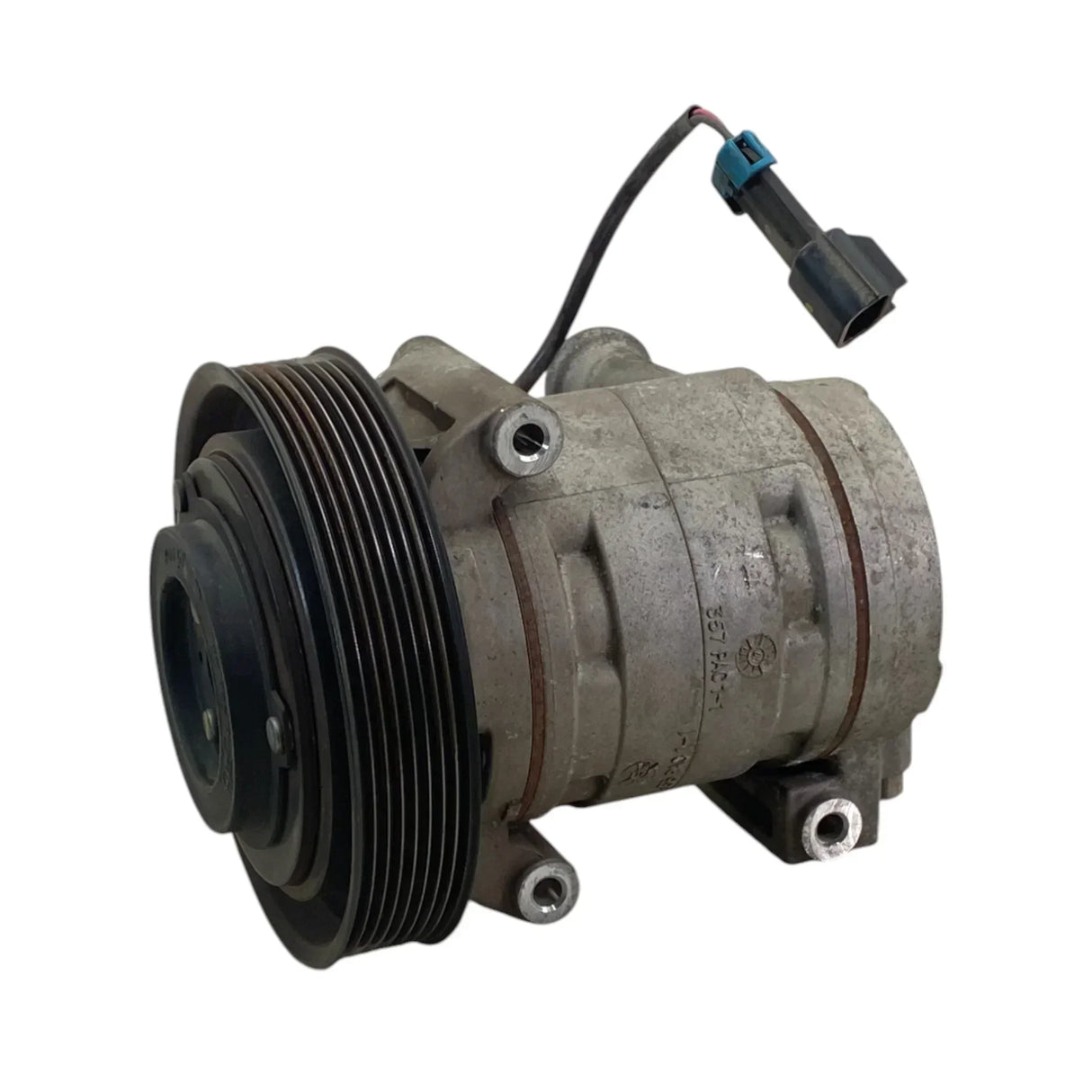 22-65771-001 Genuine Freightliner A/C Compressor 160MM - Second Truck Parts