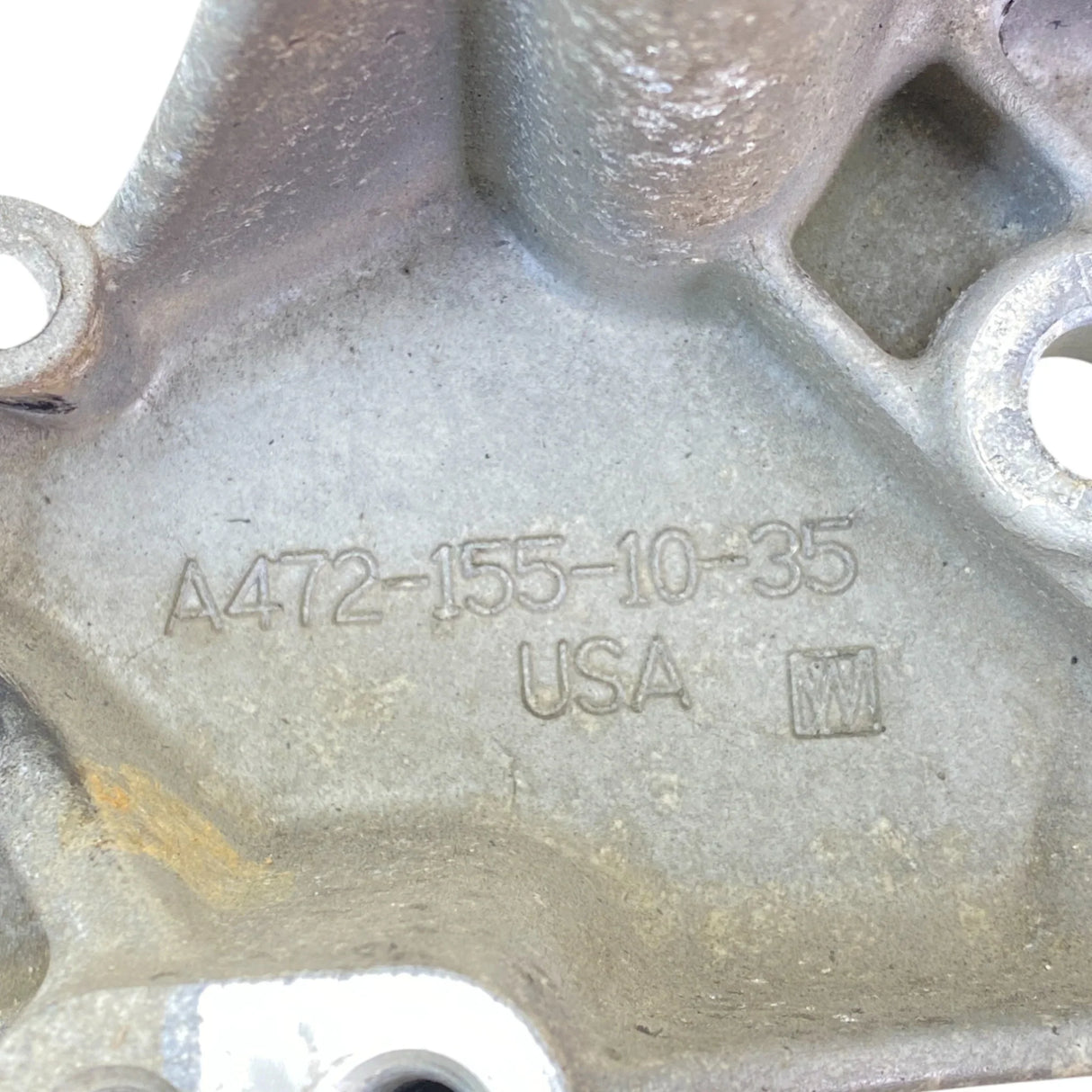 A472-155-10-35 Genuine Detroit Diesel Engine Bracket - Second Truck Parts