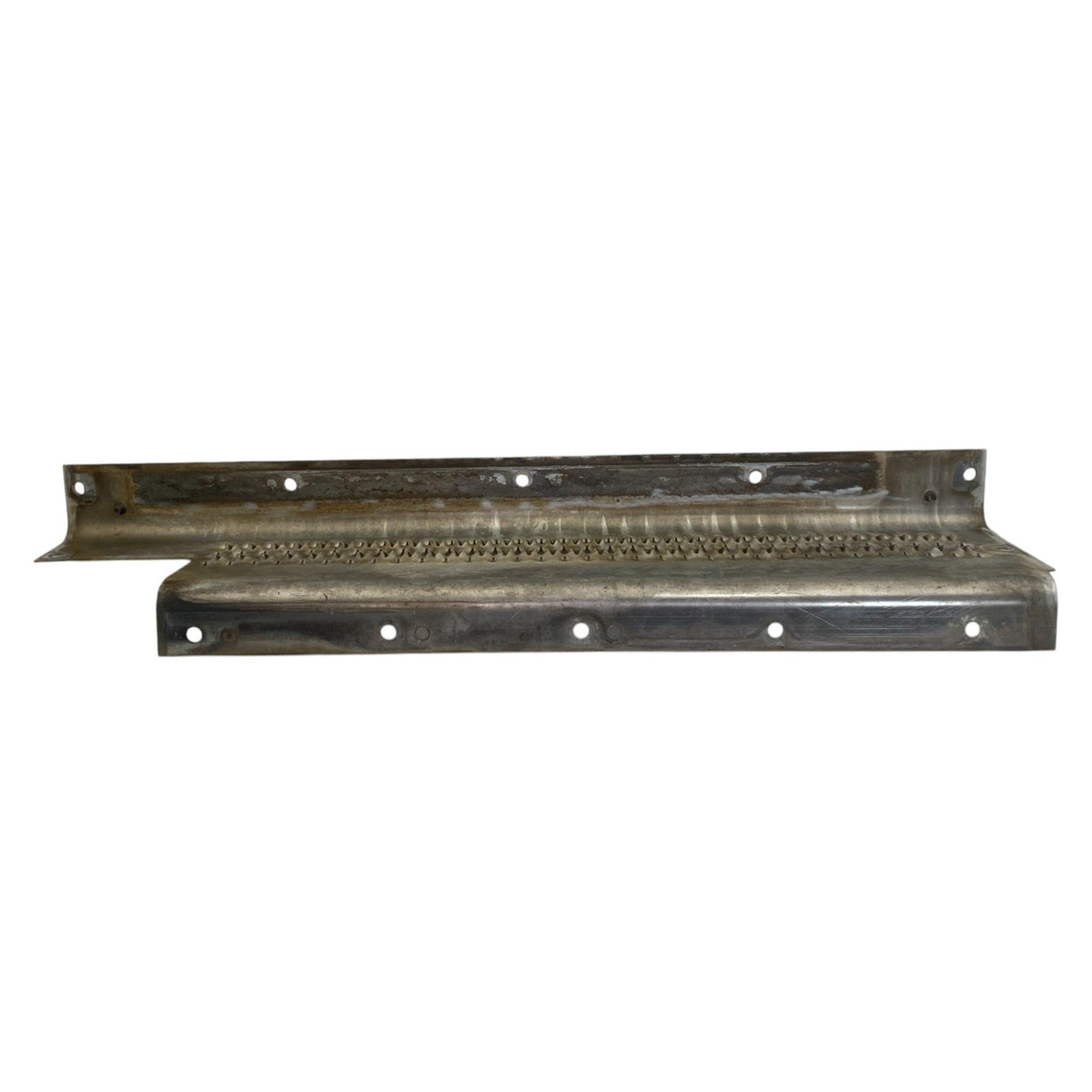 M82-6030 Genuine Paccar Step Assy Hd Dpf/Scr Box - Second Truck Parts