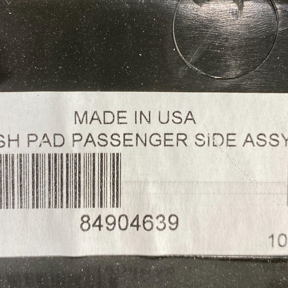 84904639 Genuine Volvo Right Side Dashboard Panel - Second Truck Parts