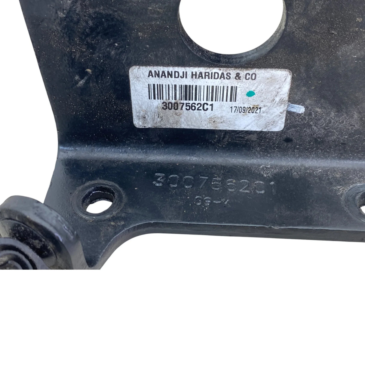 3007562C1 Genuine International Bracket Assembly Fuel Filter - Second Truck Parts