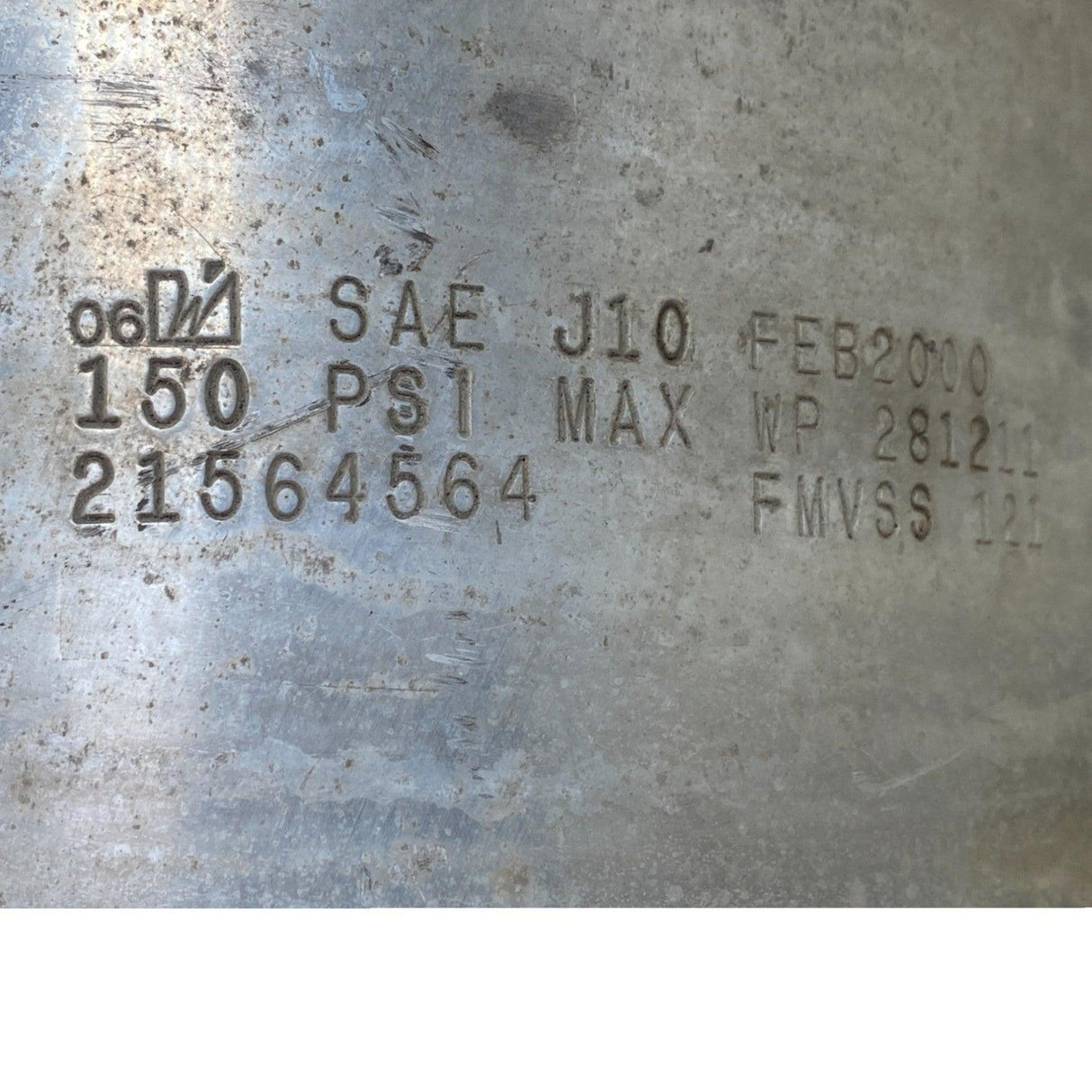 21564564 Genuine Volvo Air Tank - Second Truck Parts