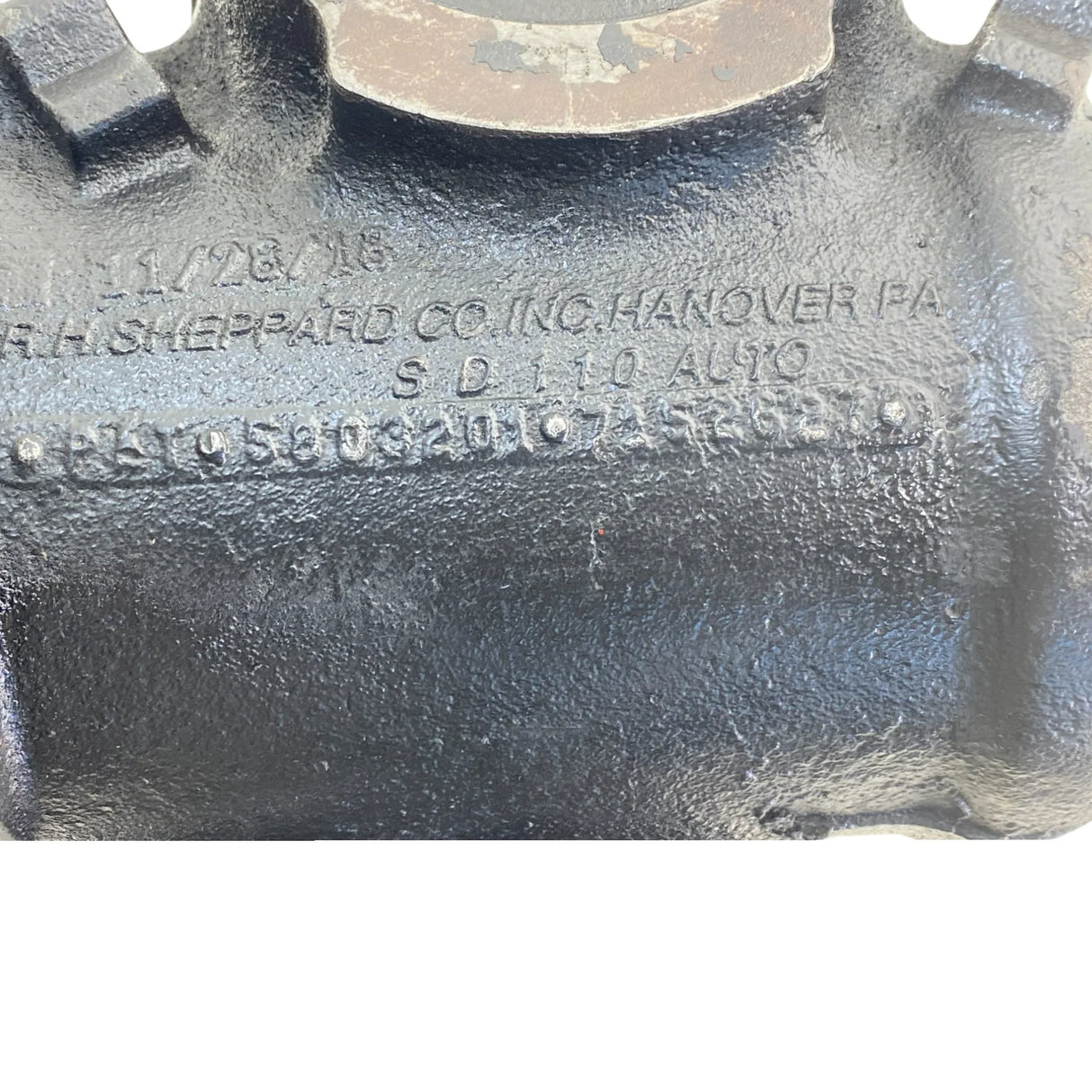 23986581 Genuine Mack Steering Gear - Second Truck Parts