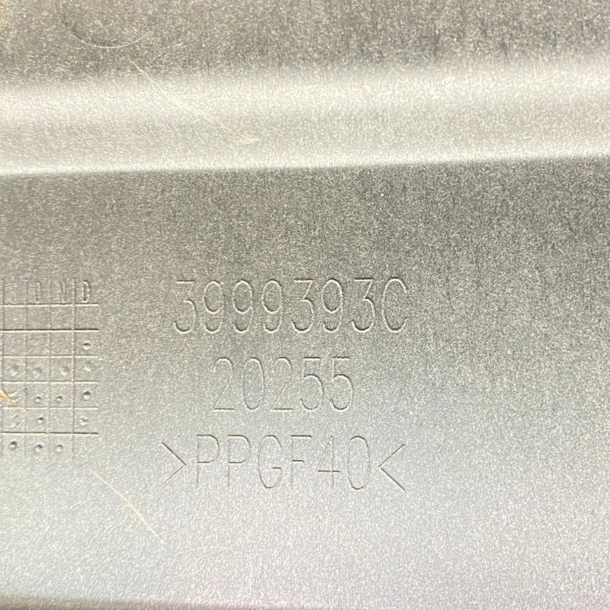 3999393C Genuine Freightliner Battery Box Cover - Second Truck Parts