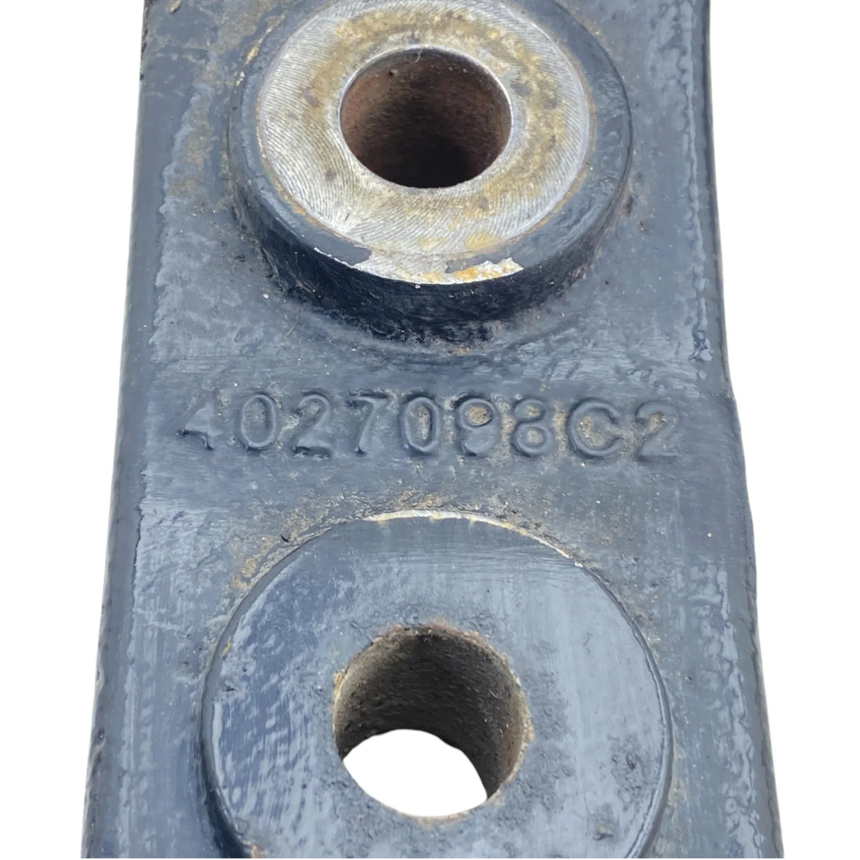 4027098C2 Genuine International Support Casting Vertical A - Second Truck Parts