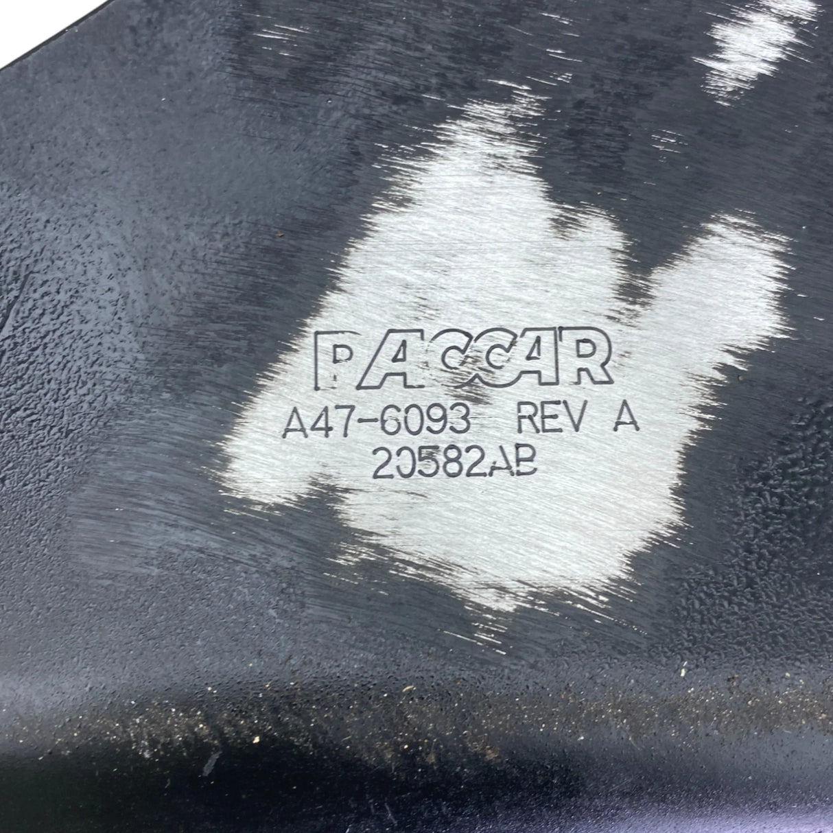 A47-6093 Genuine Paccar Extruded Gusset - Second Truck Parts