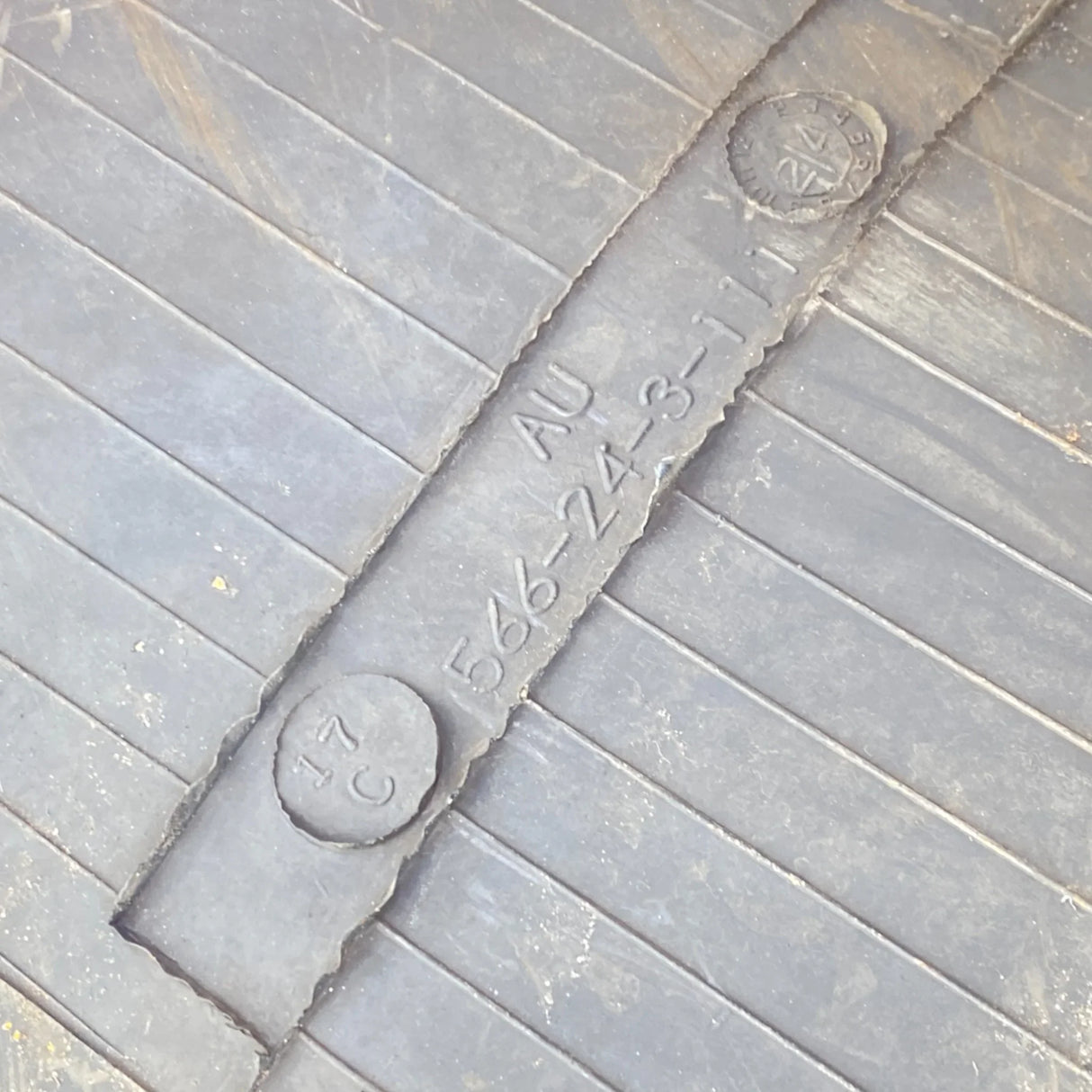 566-24-3-111 Genuine Volvo Air Bag - Second Truck Parts