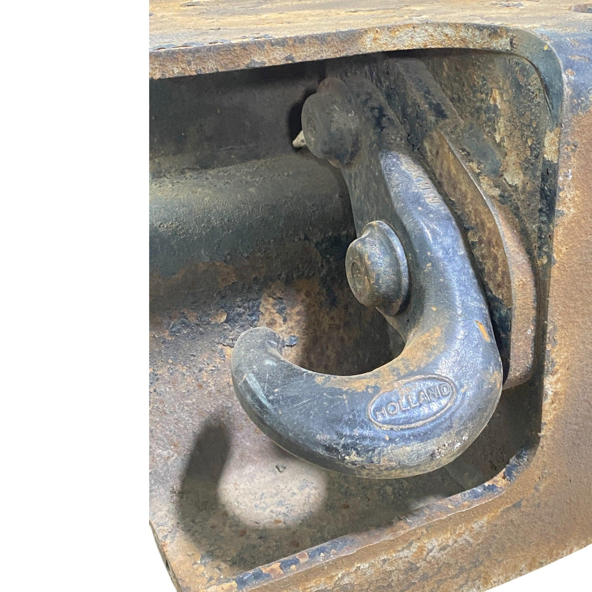 HLHXE-10050 Genuine Paccar Right Tow Hook With Bracket - Second Truck Parts