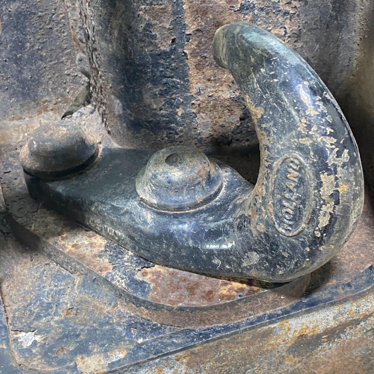 27004245 1408 Genuine Paccar Left Side Tow Hook With Bracket - Second Truck Parts