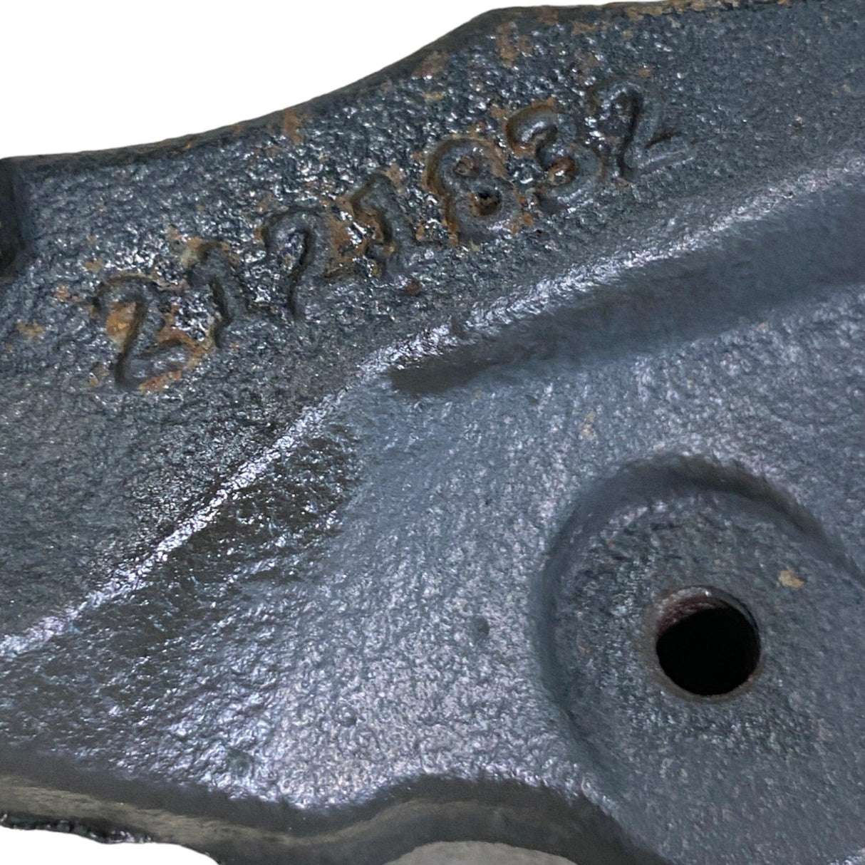 2121832 Genuine Paccar Front Engine Bracket - Second Truck Parts