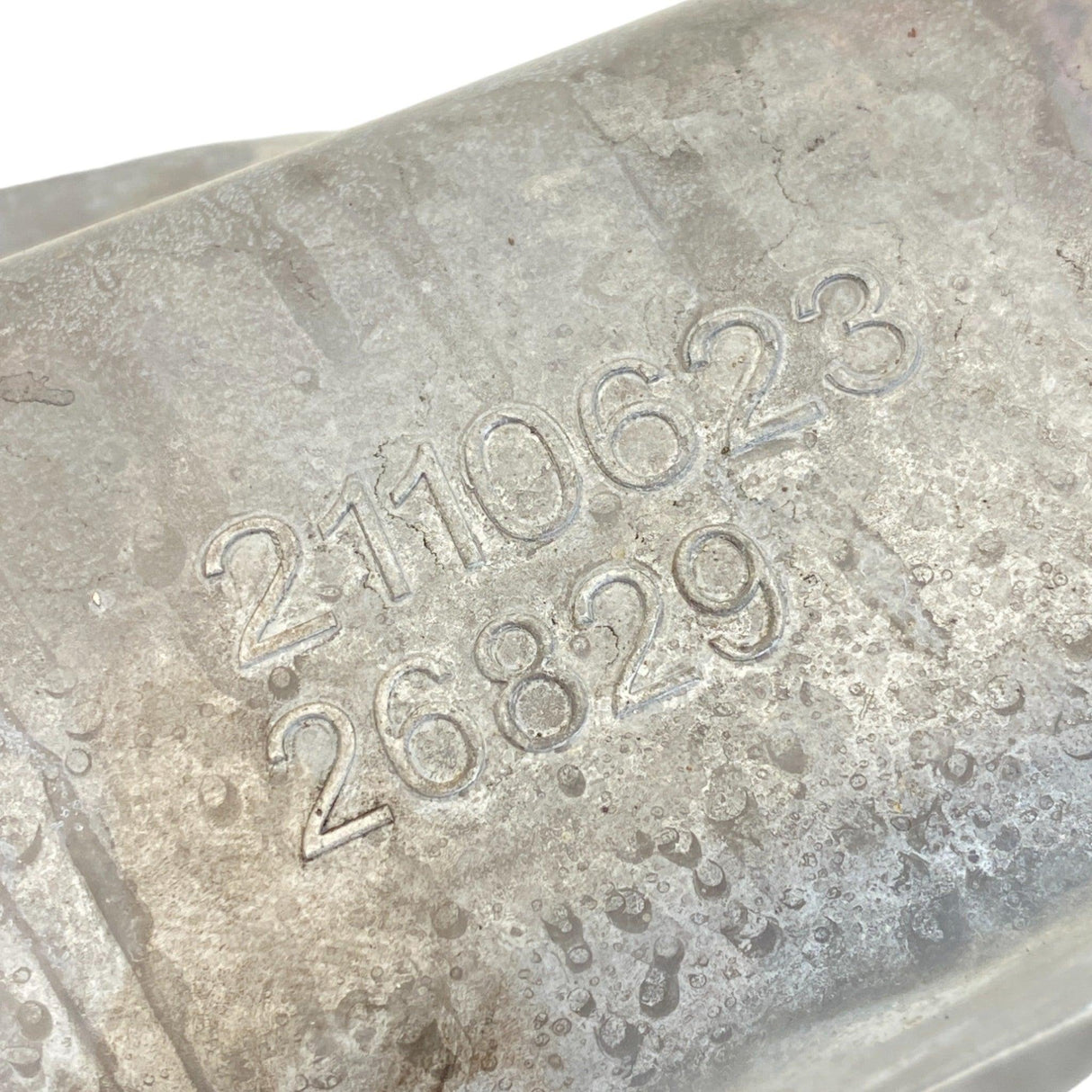 2110623 Genuine Paccar Oil Pick Up Tube - Second Truck Parts