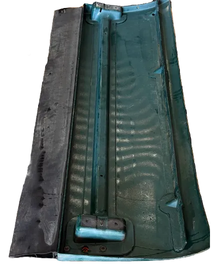 R33-1214 Genuine Peterbilt Green Left Driver Side Fairing Cab Extender - Second Truck Parts