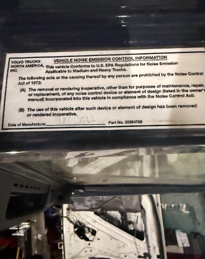 606-13679 Genuine Volvo Blue Left Driver Door - Second Truck Parts