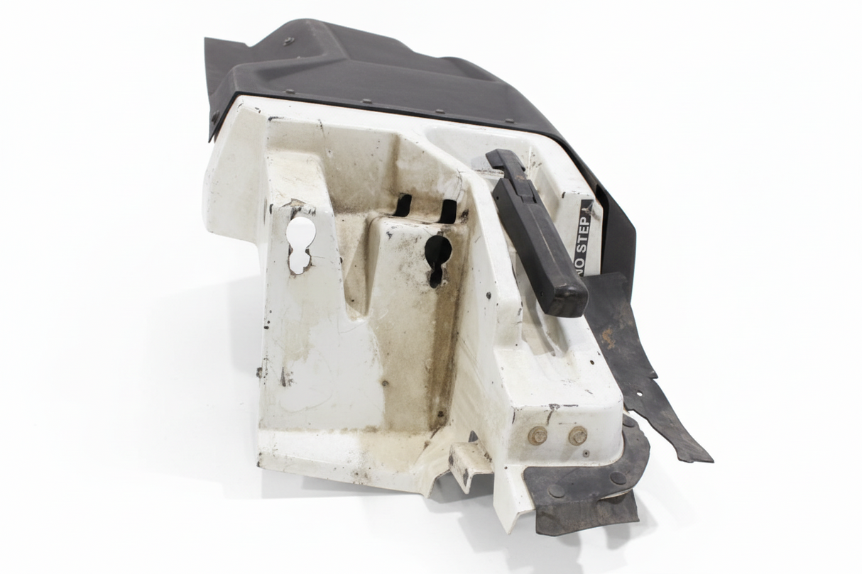 608-13724 Genuine Cat Right Hand Fender Extension CT660 - Second Truck Parts