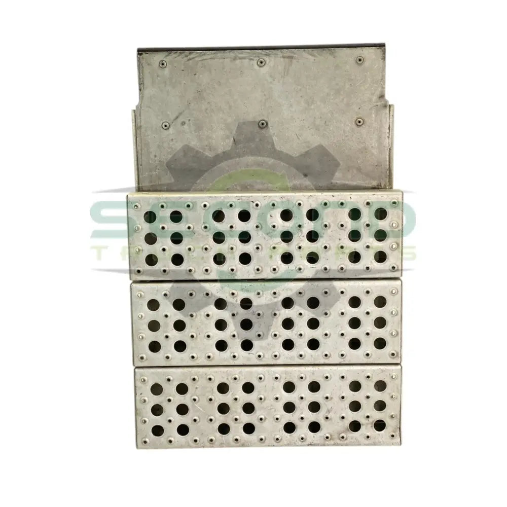 A06-17522-006 Genuine Freightliner Battery Cover Assy - Second Truck Parts