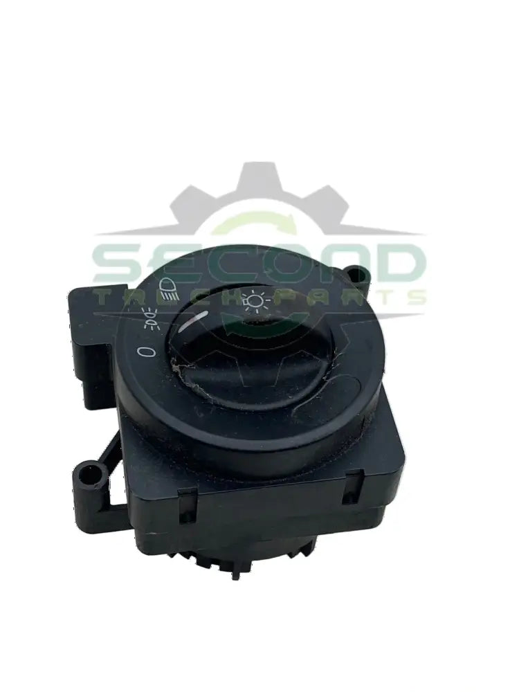 A06-58685-001 Genuine Freightliner Headlamp Switch - Headlights