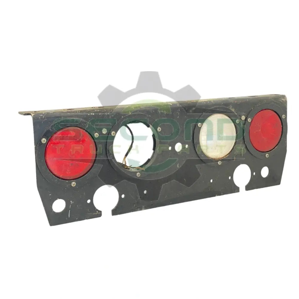 A11-1133/E Genuine Paccar Light Bar - Other Truck Parts