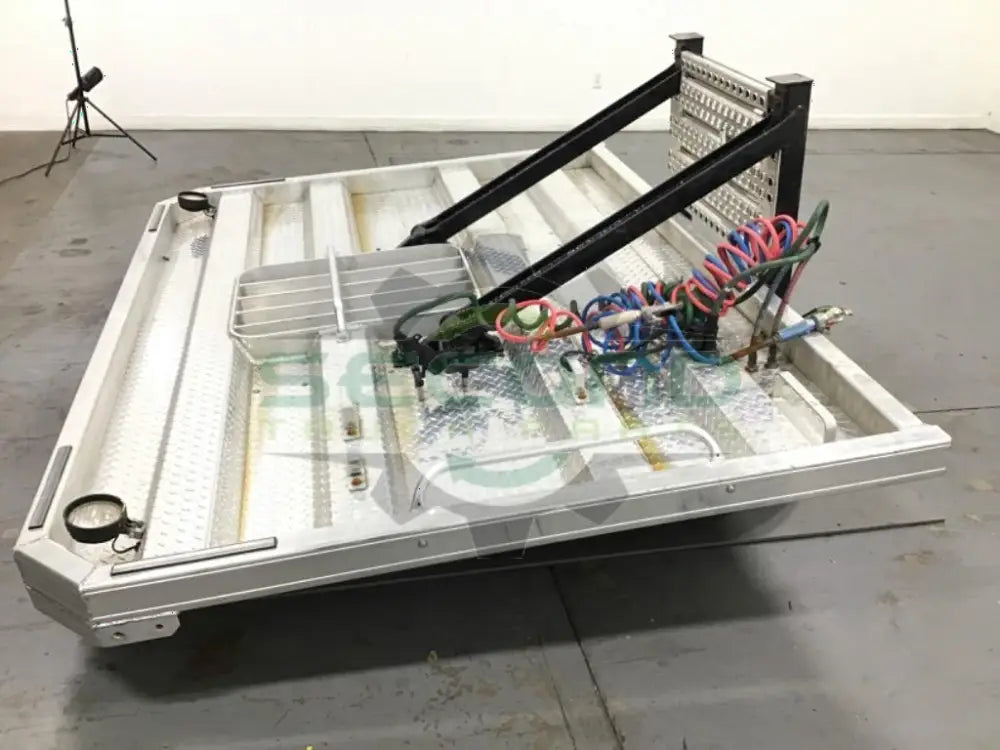 Aluminum Headache rack with brackets OEM - Second Truck Parts