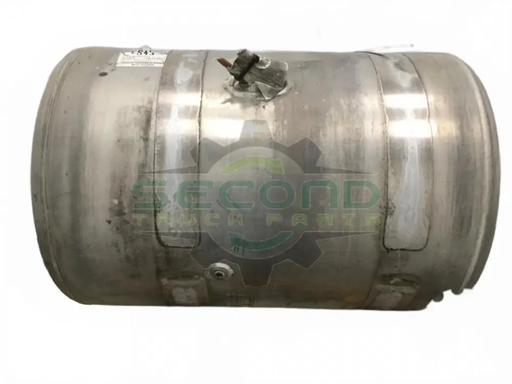 Aluminum RH fuel tank measures 25" x 36" 75 gallon center filler - Second Truck Parts