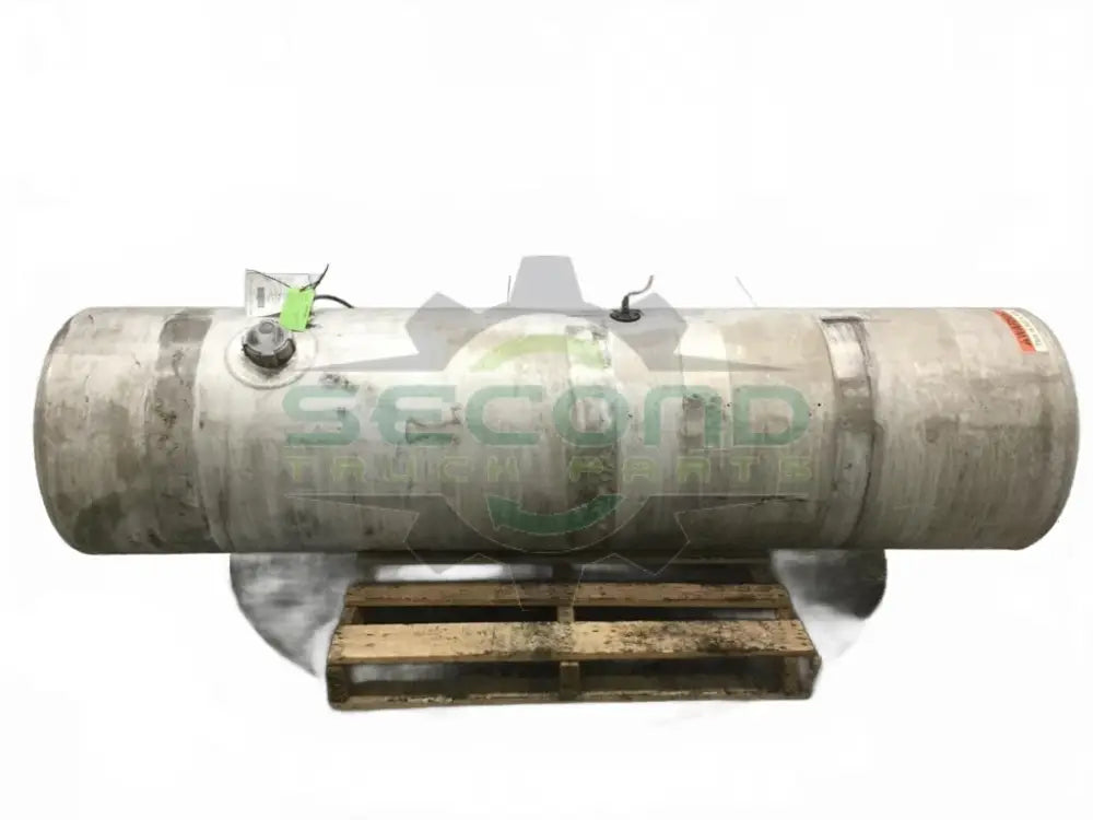 Aluminumfuel LH tank measures 25" x 88" 150 gallon front filler - Second Truck Parts